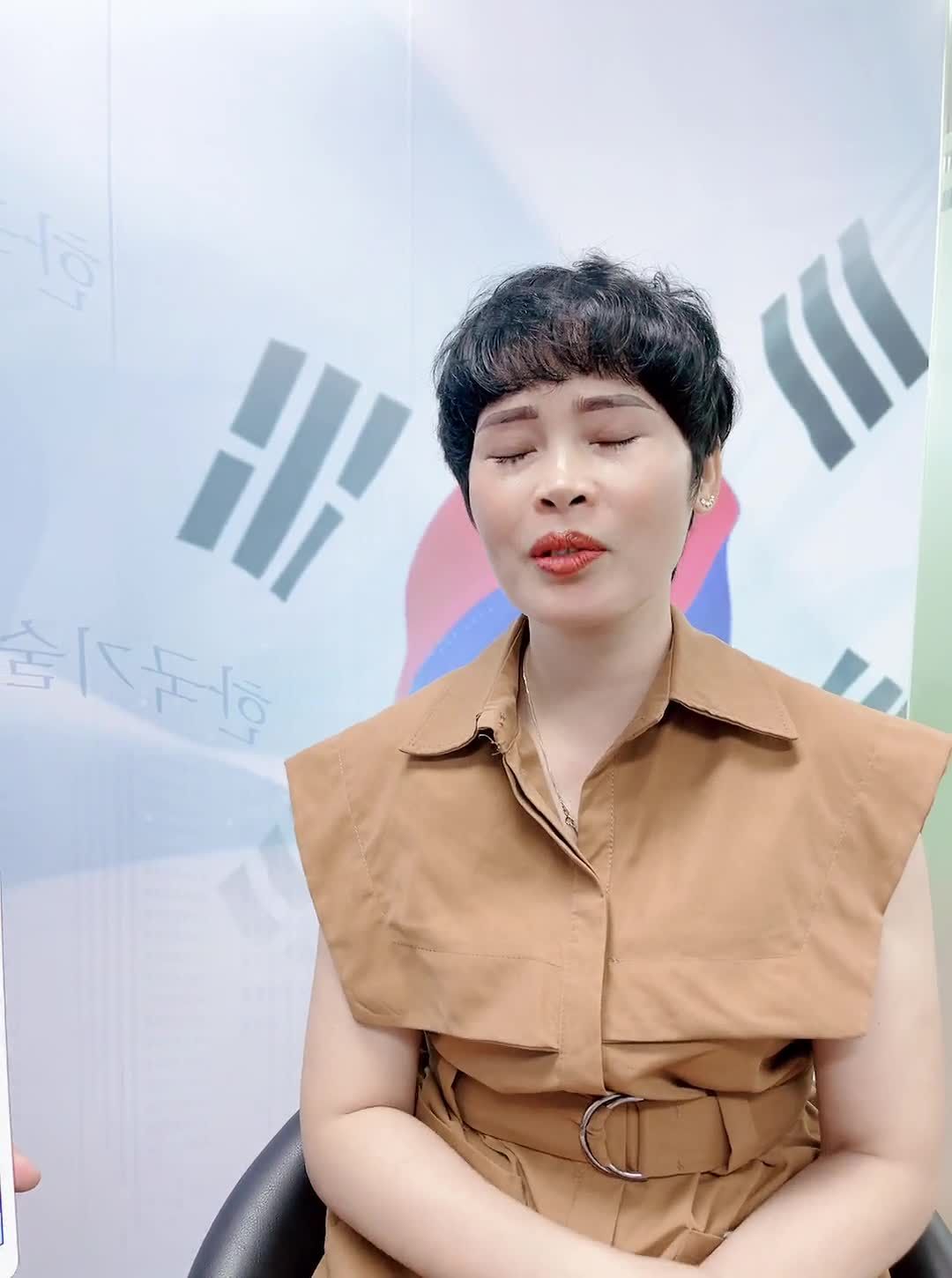 3 tháng sau phẫu thuật hàm mặt - Chị KH mừng rỡ chia sẻ hình ảnh